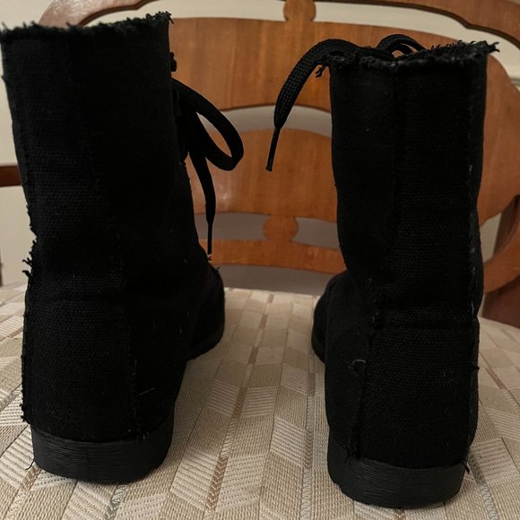 Dirty Laundry Raw Edge Hem Black Canvas Ankle Boots/Booties - Picture 5 of 6
